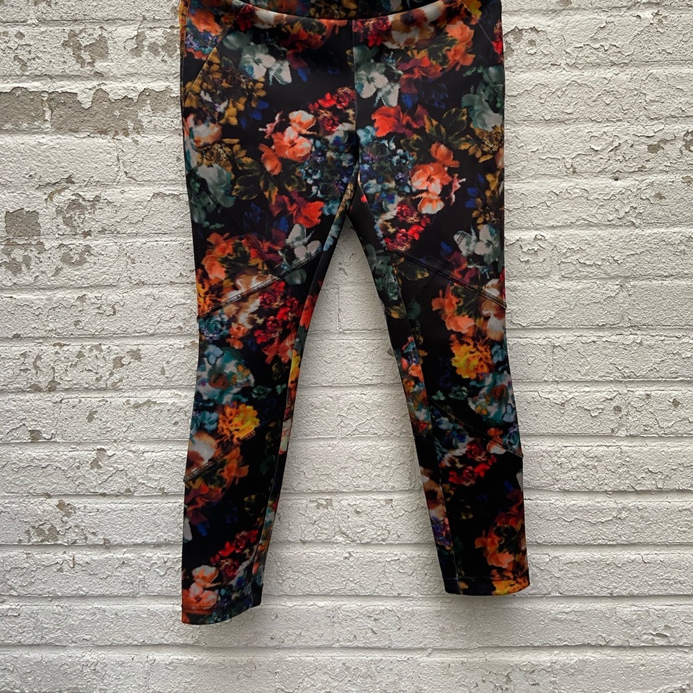Cartonnier, floral crop leggings, size 8